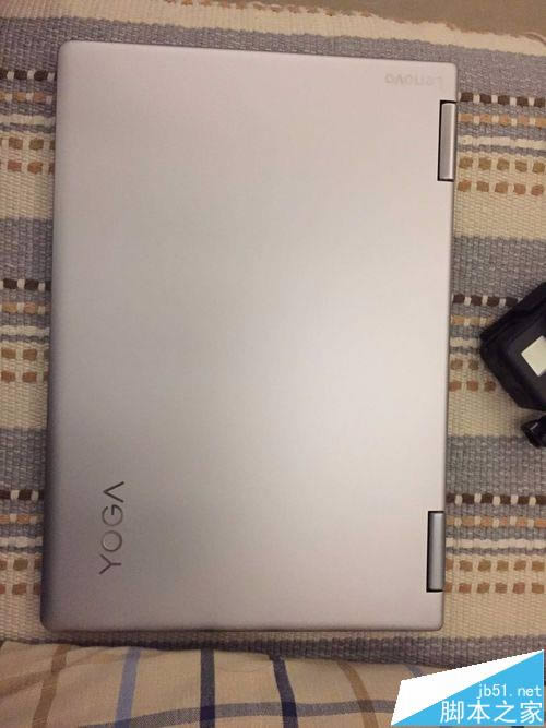 聯(lián)想yoga710 14筆記本怎么拆機更換內(nèi)存?