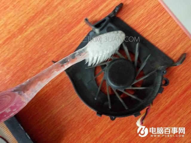聯想筆記本怎么清灰 筆記本除塵換硅脂詳細教程