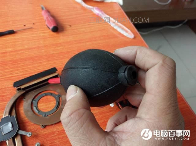 聯想筆記本怎么清灰 筆記本除塵換硅脂詳細教程